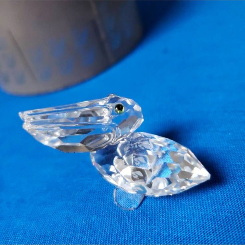 Swarovski crystal pelican  w/ original box and COA